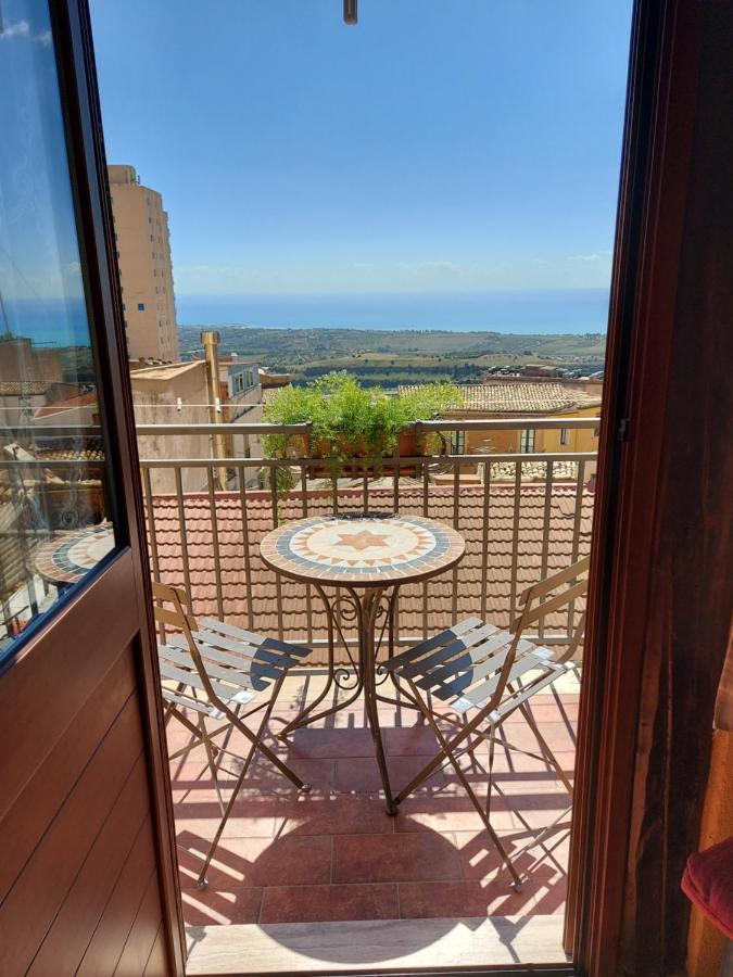 Cortile Lattuca Bed & Breakfast Agrigento Bagian luar foto